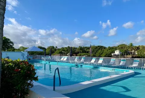 4001 S Ocean Blvd #304, South Palm Beach, FL 33480