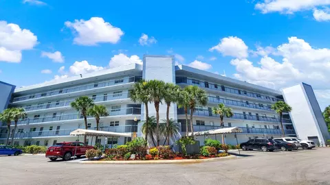 198 NW 67th #508, Boca Raton, FL 33487