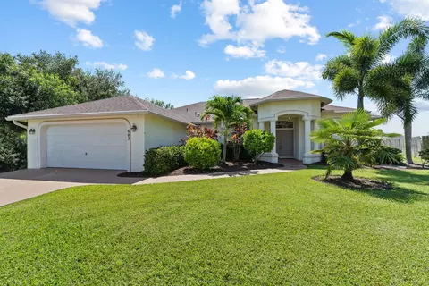 602 SW Pueblo Ter, Port Saint Lucie, FL 34953