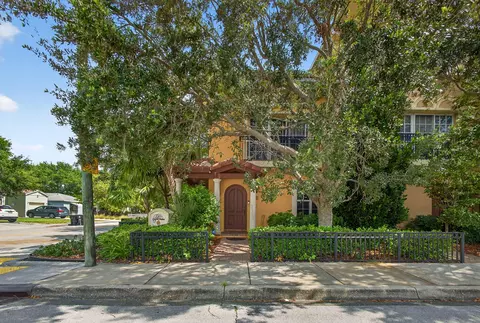 531 S Federal Hwy #13, Lake Worth Beach, FL 33460