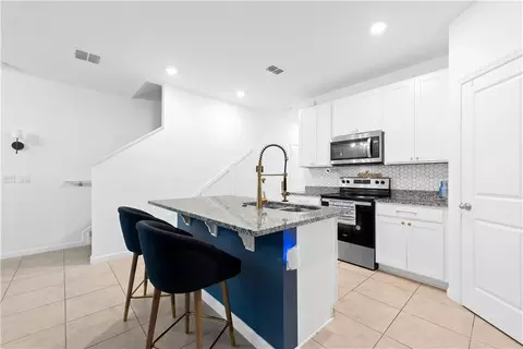 6336 Sailpointe Ln, West Palm Beach, FL 33413