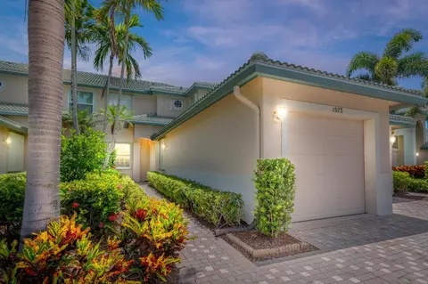 1573 SE Prestwick #3, Port Saint Lucie, FL 34952