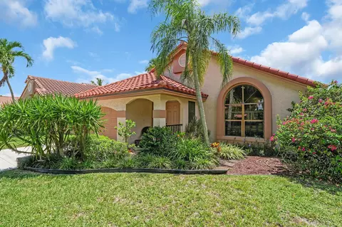 558 NW 39th Ave, Deerfield Beach, FL 33442