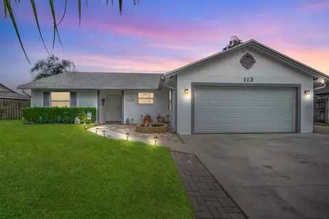 113 Prado St, Royal Palm Beach, FL 33411