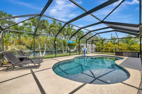 881 SW College Park Rd, Port Saint Lucie, FL 34953