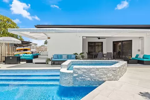 581 SE 5th Ave, Pompano Beach, FL 33060