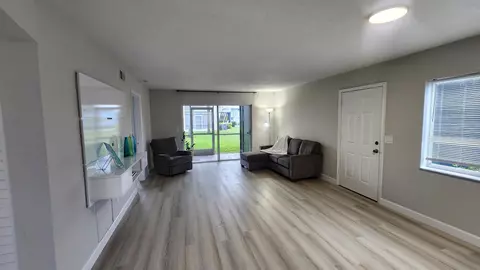 132 SE Village Dr #132, Port Saint Lucie, FL 34952