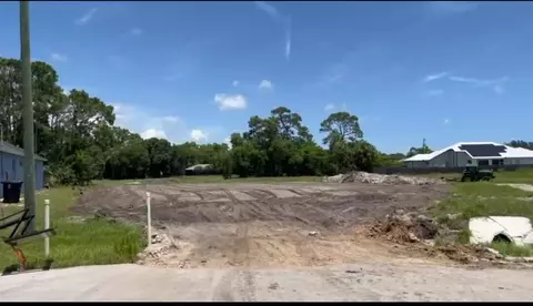 6235 NW Odate Ct, Port St Lucie, FL 34983