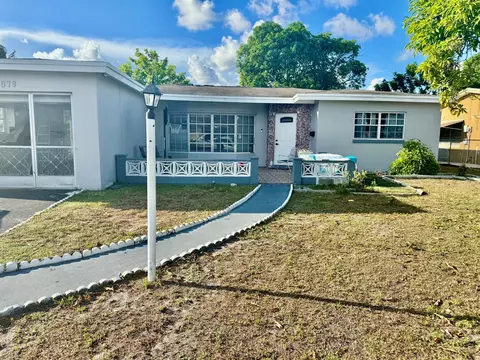 5079 NW 41 Ct, Lauderdale Lakes, FL 33319