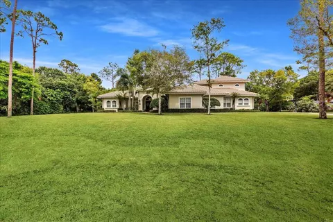 378 Squire Dr, Wellington, FL 33414