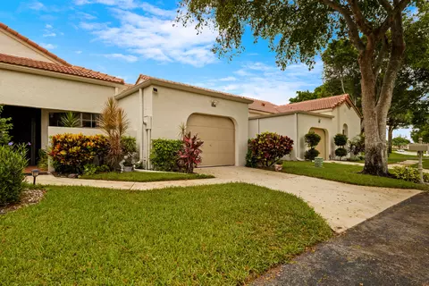 5914 Parkwalk Cir W, Boynton Beach, FL 33472