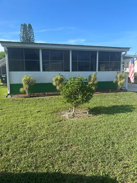 86 Sandhill Blvd, Fort Pierce, FL 34982
