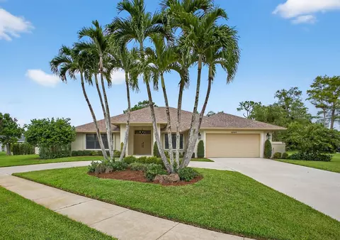 13355 Kingsbury Dr, Wellington, FL 33414