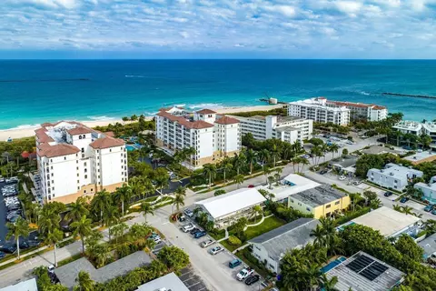 100 Bravado Ln #3, Palm Beach Shores, FL 33404