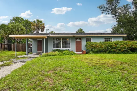 972 Balfrey Dr S, West Palm Beach, FL 33413