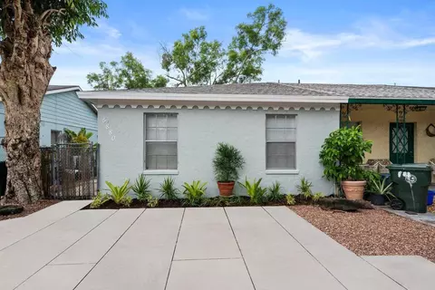 5880 S 38th St, Greenacres, FL 33463