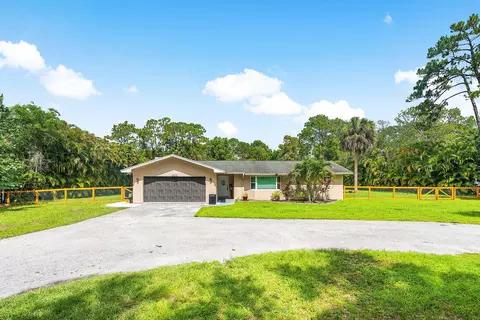 4619 Coconut Blvd, The Acreage, FL 33411