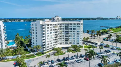 2600 N Flagler Dr #211, West Palm Beach, FL 33407
