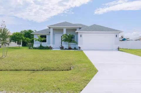 5941 NW Center St, Port Saint Lucie, FL 34986