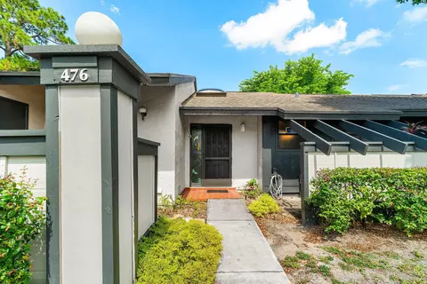 476 Lynbrook Ct, Royal Palm Beach, FL 33411