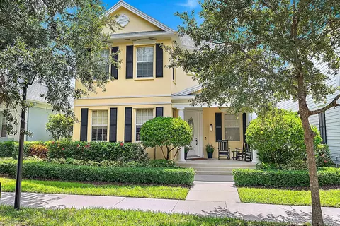 121 Newhaven Blvd, Jupiter, FL 33458