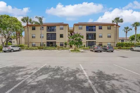 5155 Europa Dr #I, Boynton Beach, FL 33437