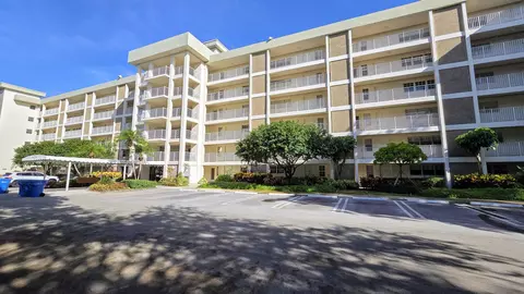 Exterior - 3100 N Course Ln #410, Pompano Beach, FL 33069 photo 3 of 5