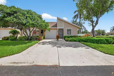 8129 Springtree, Boca Raton, FL 33496