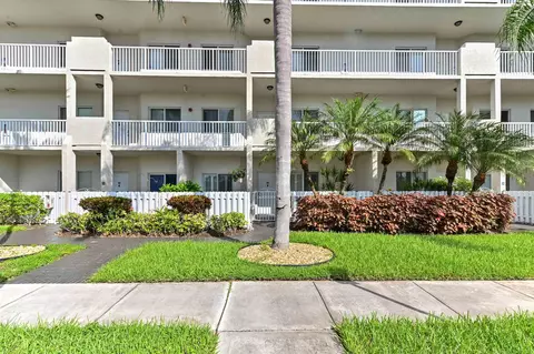 7775 Southampton Ter #112, Tamarac, FL 33321