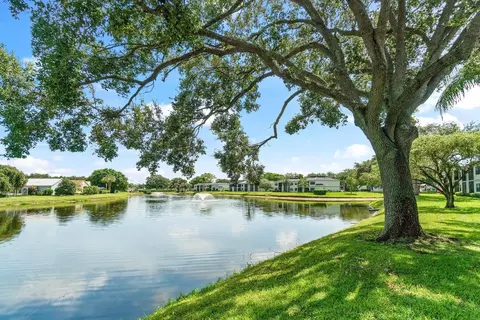 6944 Briarlake #203, Palm Beach Gardens, FL 33418