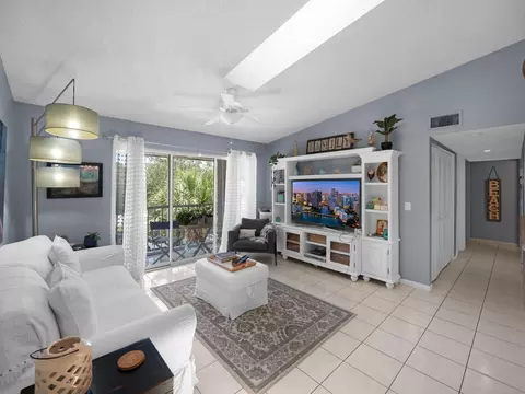 13771 Oneida Dr #C3, Delray Beach, FL 33446