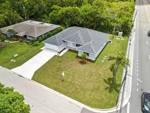 2624 Newport Dr, Fort Pierce, FL 34982