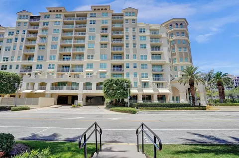 99 SE Mizner Blvd #815, Boca Raton, FL 33432