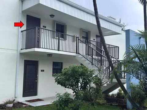 2361 Jaeger Dr #8C, Delray Beach, FL 33444