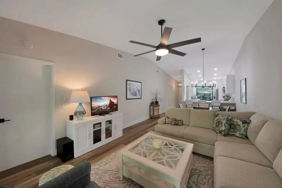 Other - 1601 Sabal Ridge Cir #F, Palm Beach Gardens, FL 33418 photo 1 of 5