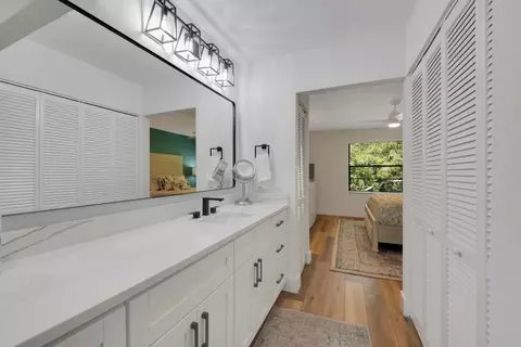 Bath - 1601 Sabal Ridge Cir #F, Palm Beach Gardens, FL 33418 photo 1 of 3