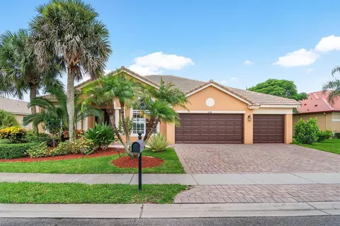 6338 Greenhedge Ct, West Palm Beach, FL 33411