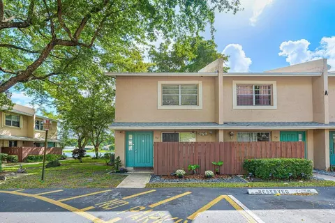 756 Banks Rd, Coconut Creek, FL 33063