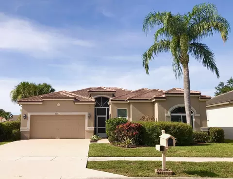 8480 Lake Cypress Rd, Lake Worth, FL 33467