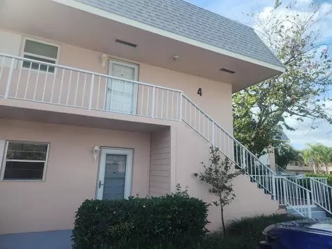 18081 SE Country Club Dr #4-35, Tequesta, FL 33469