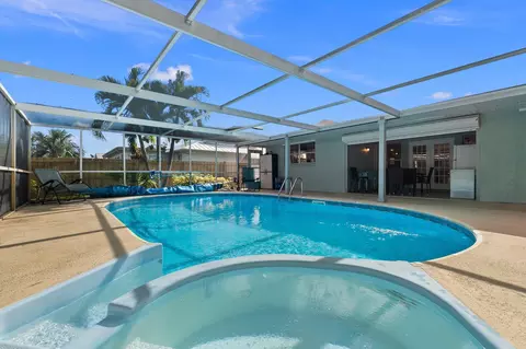 2449 SE Sidonia St, Port Saint Lucie, FL 34952