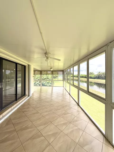 2005 NW 18th #201, Delray Beach, FL 33445