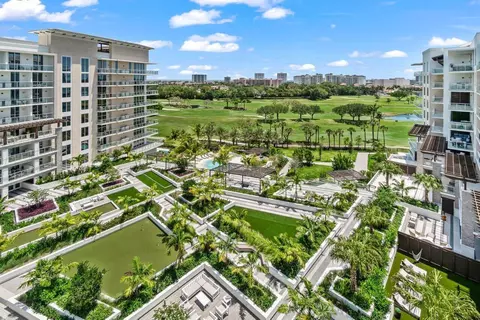 220 SE Mizner Blvd #803, Boca Raton, FL 33432