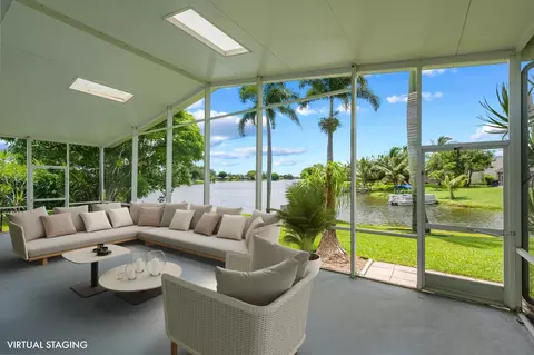 836 Lake Wellington Dr, Wellington, FL 33414