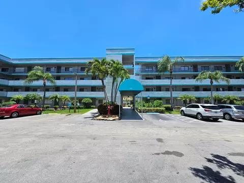 4725 Lucerne Lakes Blvd E #413, Lake Worth, FL 33467