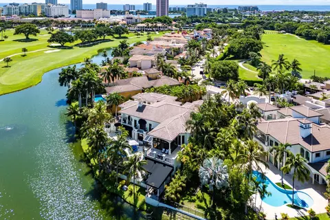 319 Mizner Lake Estates Dr, Boca Raton, FL 33432