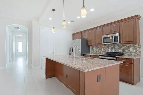 1819 Oak Grove Ct, Vero Beach, FL 32966