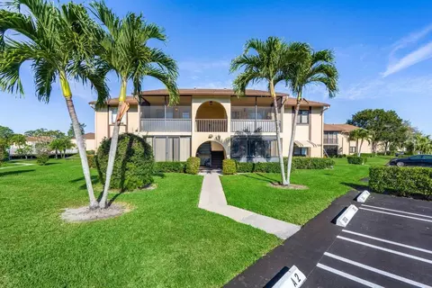 209 Pine Hov #A-2, Greenacres, FL 33463