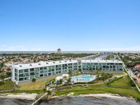 View/Area - 475 Strand Dr, Melbourne Beach, FL 32951 photo 3 of 4