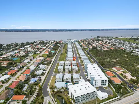 View/Area - 475 Strand Dr, Melbourne Beach, FL 32951 photo 4 of 4